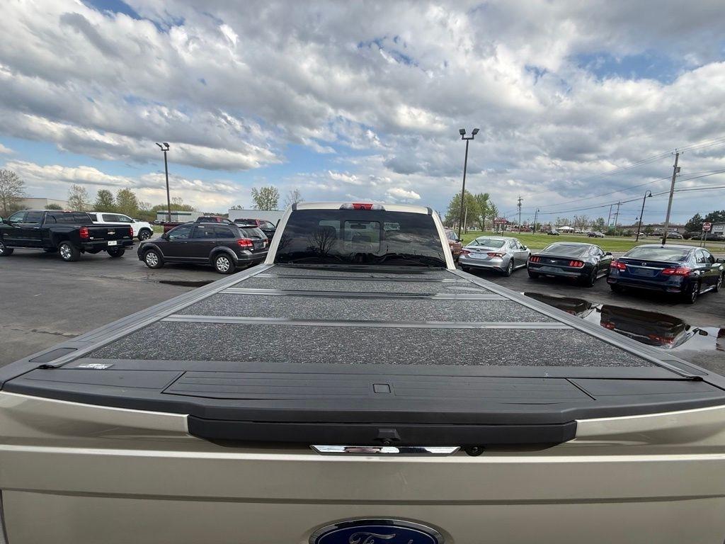 Ford F-250 SD Lariat Crew Cab 4WD 2017