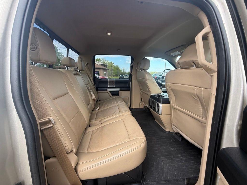 Ford F-250 SD Lariat Crew Cab 4WD 2017