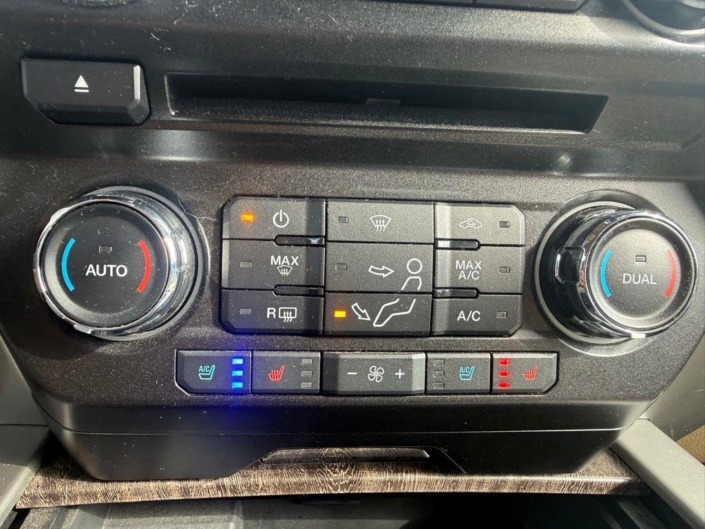 Ford F-250 SD Lariat Crew Cab 4WD 2017