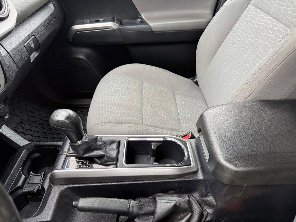 Toyota Tacoma SR5 Double Cab V6 2017