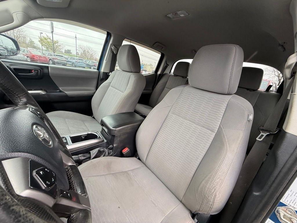 Toyota Tacoma SR5 Double Cab V6 2017