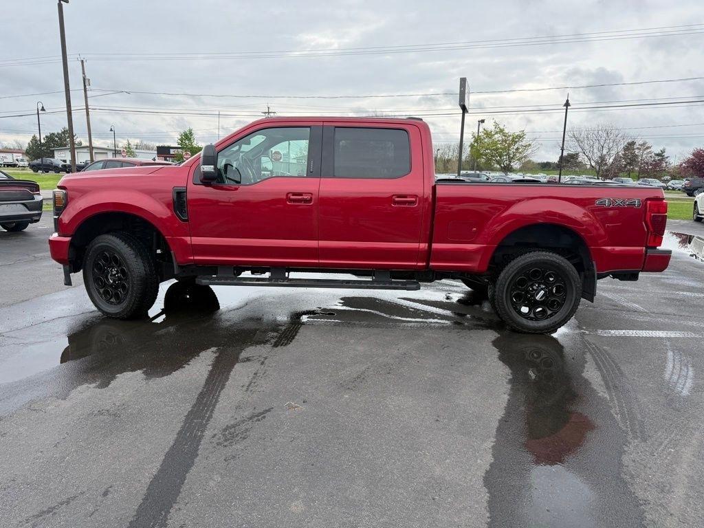 Ford F-350 SD Lariat Crew Cab Short Bed 4WD 2022