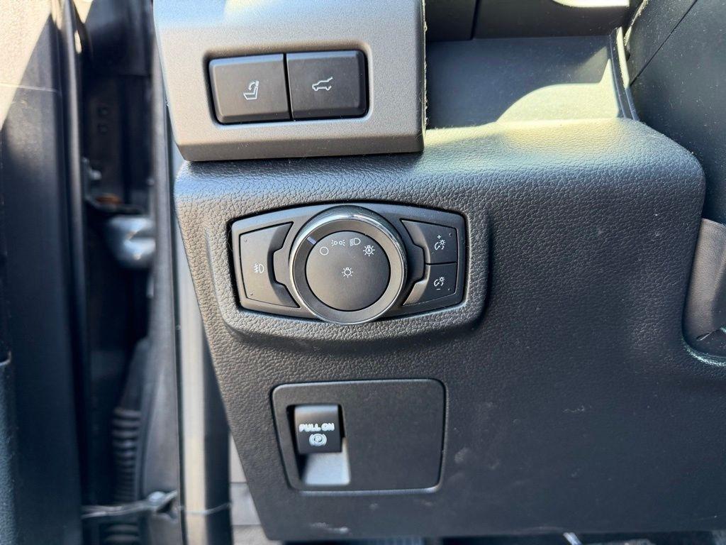 Ford Expedition XLT 4WD 2020