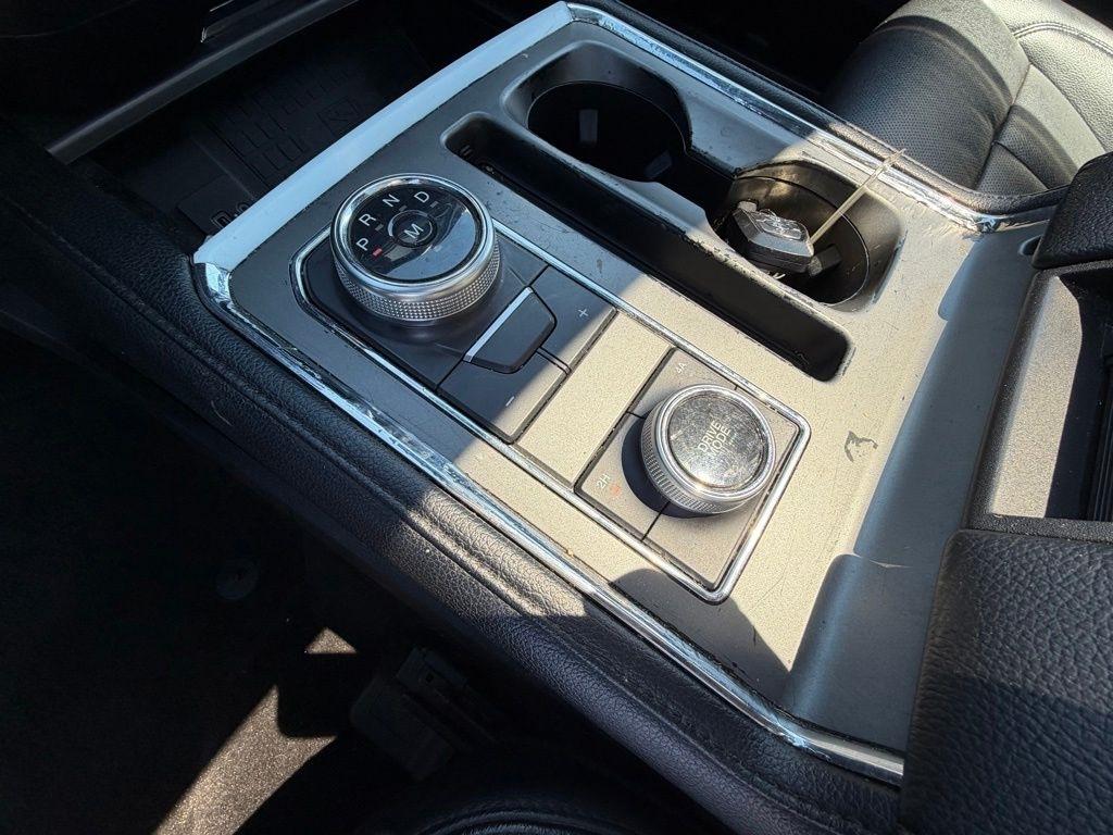 Ford Expedition XLT 4WD 2020