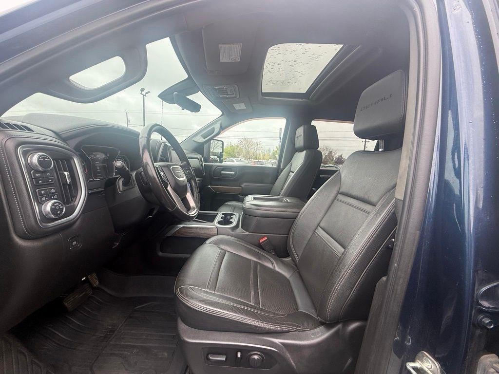 GMC Sierra 2500HD Denali Crew Cab 4WD 2021