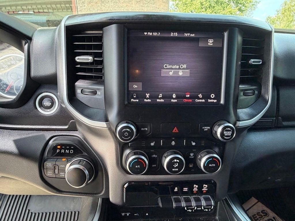 RAM 1500 Big Horn Crew Cab SWB 4WD 2019