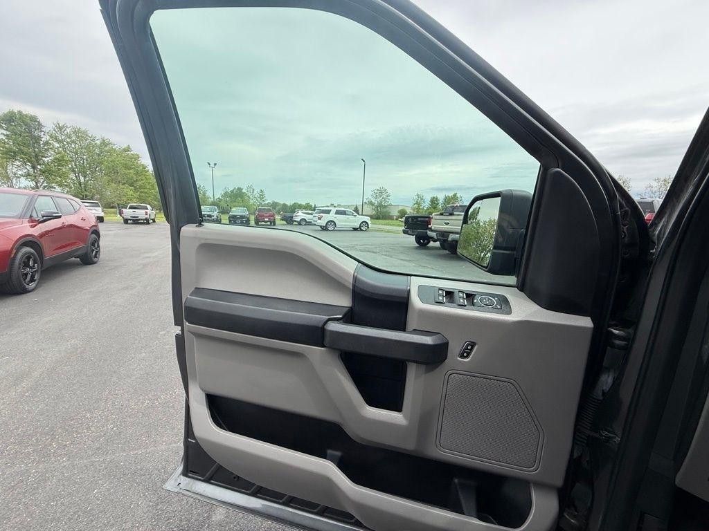 Ford F-150 XL SuperCrew 6.5-ft. Bed 4WD 2020