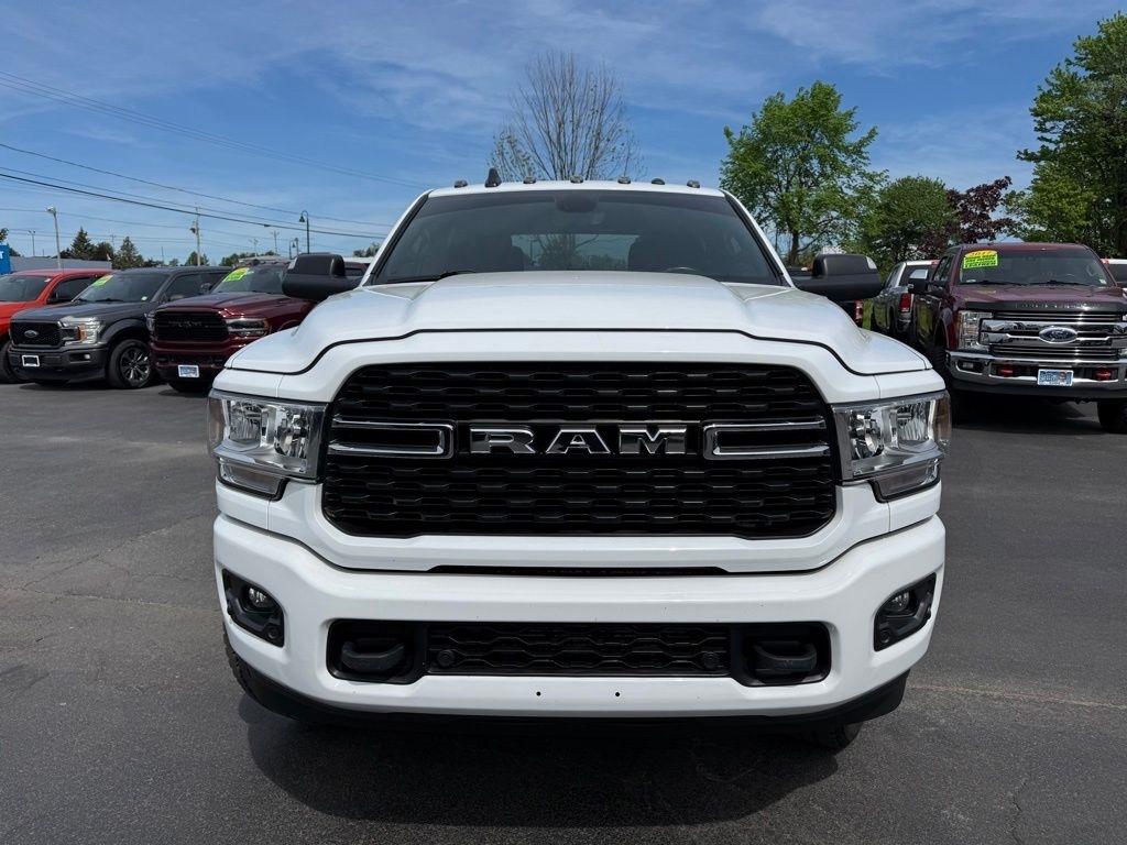 RAM 2500 Tradesman Crew Cab SWB 4WD 2022