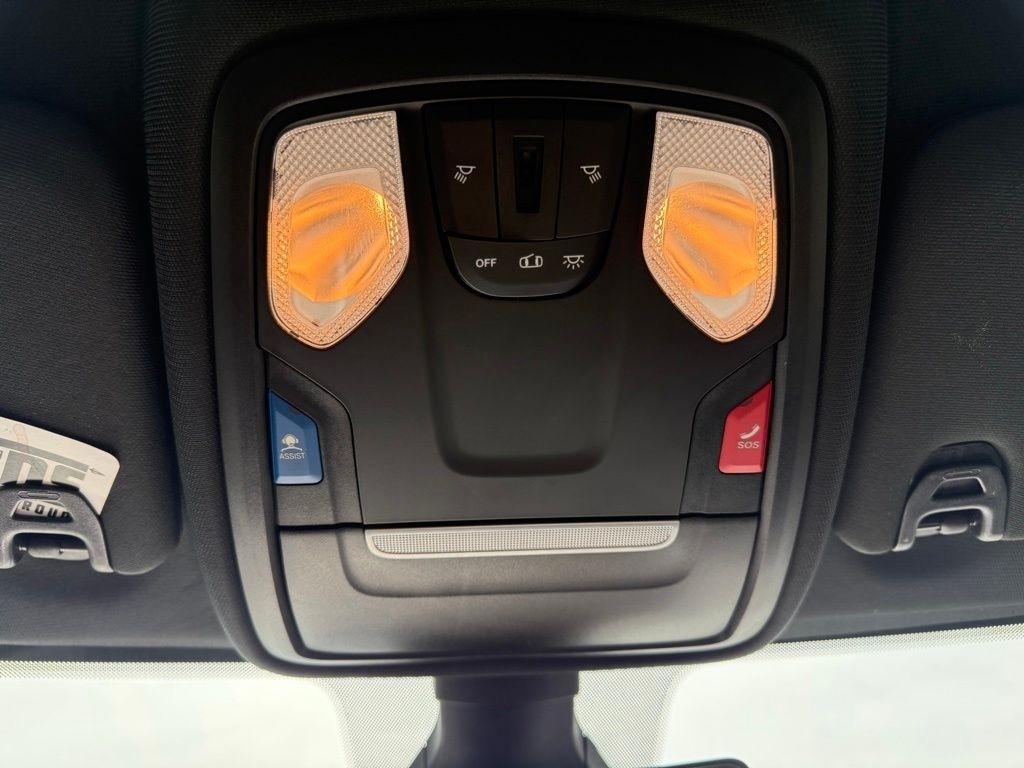 RAM 2500 Tradesman Crew Cab SWB 4WD 2022
