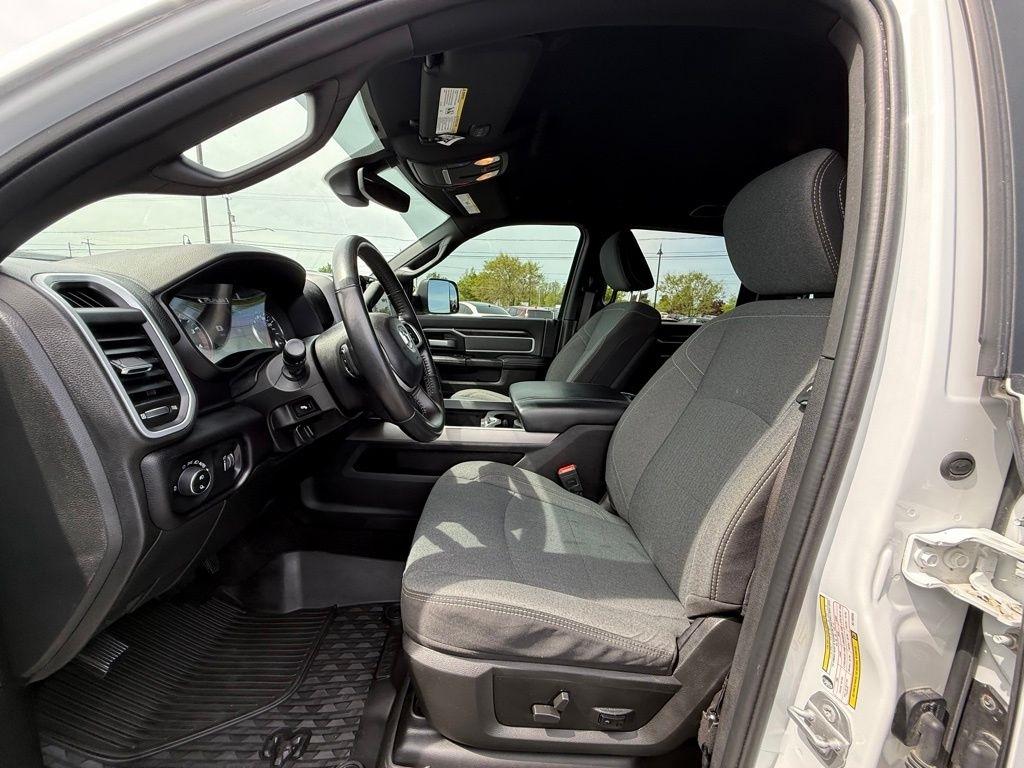 RAM 2500 Tradesman Crew Cab SWB 4WD 2022