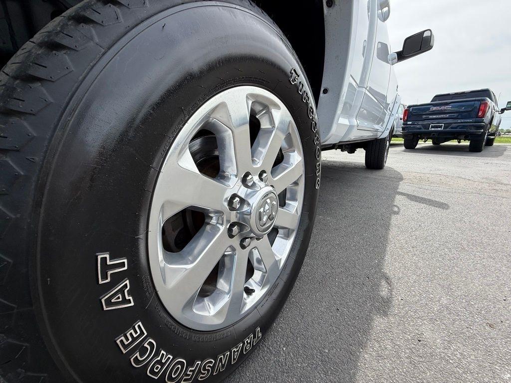 RAM 2500 Tradesman Crew Cab SWB 4WD 2022