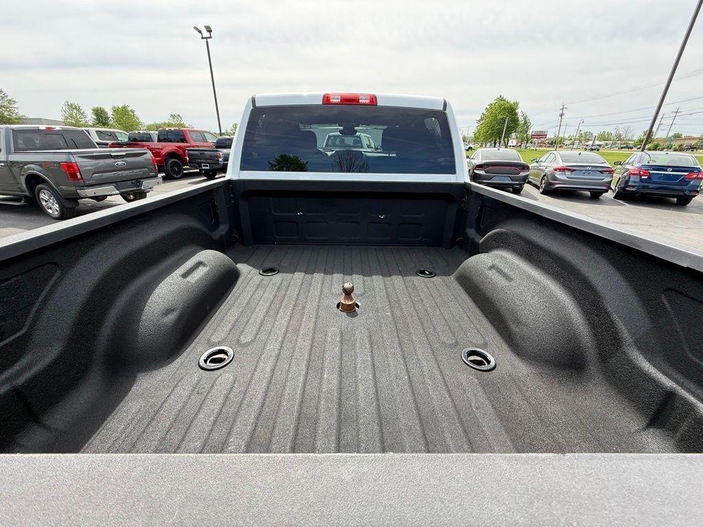 RAM 2500 Tradesman Crew Cab SWB 4WD 2022