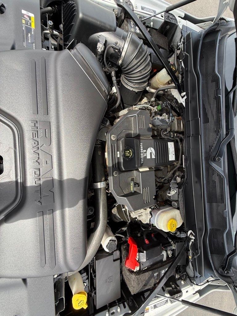 RAM 2500 Tradesman Crew Cab SWB 4WD 2022