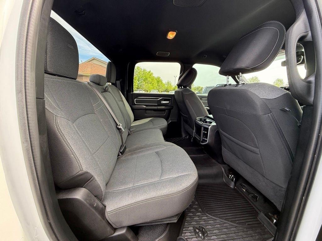 RAM 2500 Tradesman Crew Cab SWB 4WD 2022