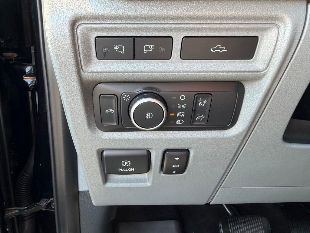Ford F-150 Lariat SuperCrew 5.5-ft. Bed 4WD 2021