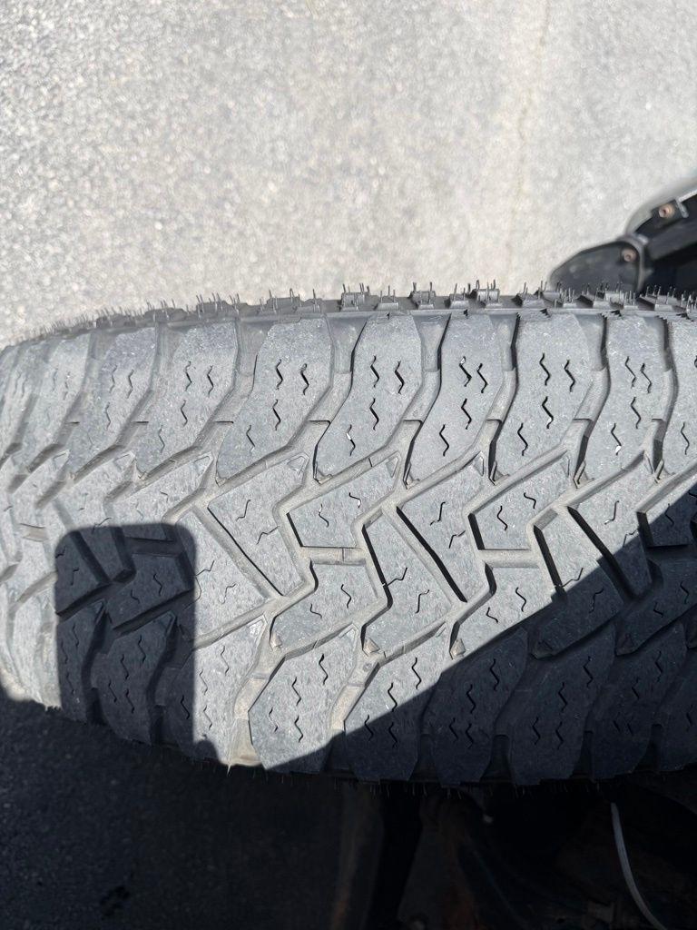 Toyota Tundra SR5 5.7L V8 CrewMax 4WD 2020