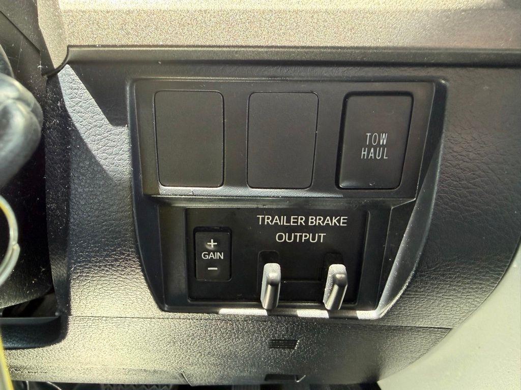Toyota Tundra SR5 5.7L V8 CrewMax 4WD 2020