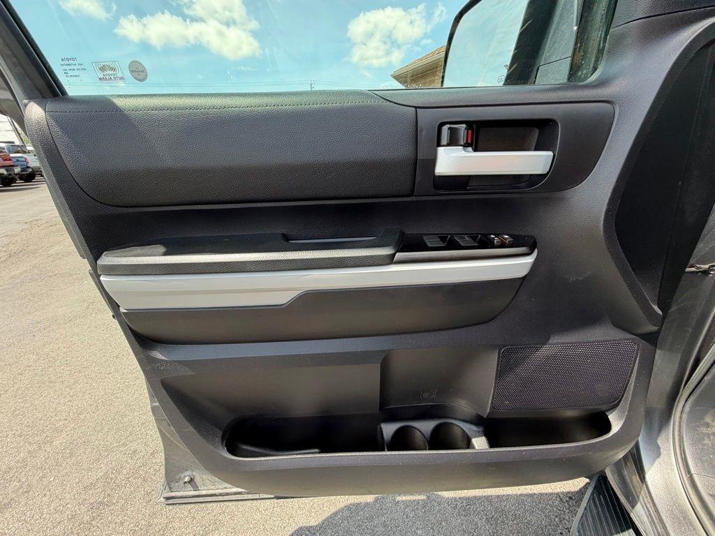 Toyota Tundra SR5 5.7L V8 CrewMax 4WD 2020