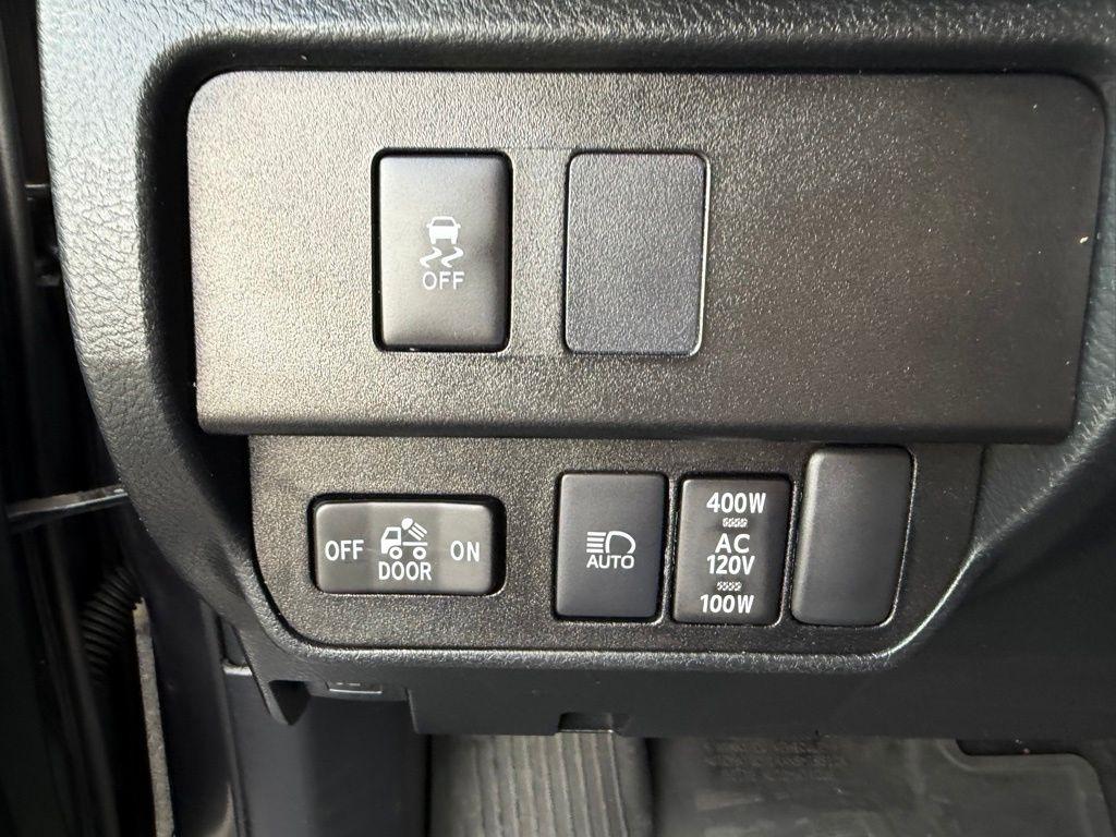 Toyota Tacoma SR5 Double Cab Long Bed V6 6AT 4WD 2022
