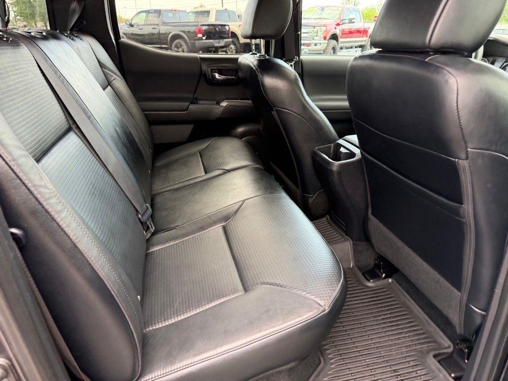 Toyota Tacoma SR5 Double Cab Long Bed V6 6AT 4WD 2022