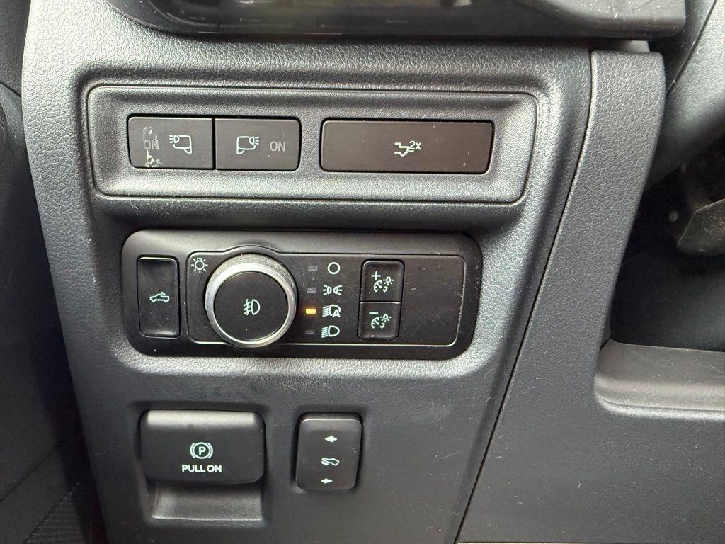 Ford F-150 XLT SuperCab 8-ft. Bed 4WD 2023
