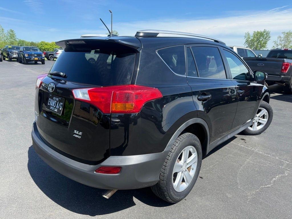 Toyota RAV4 XLE AWD 2013