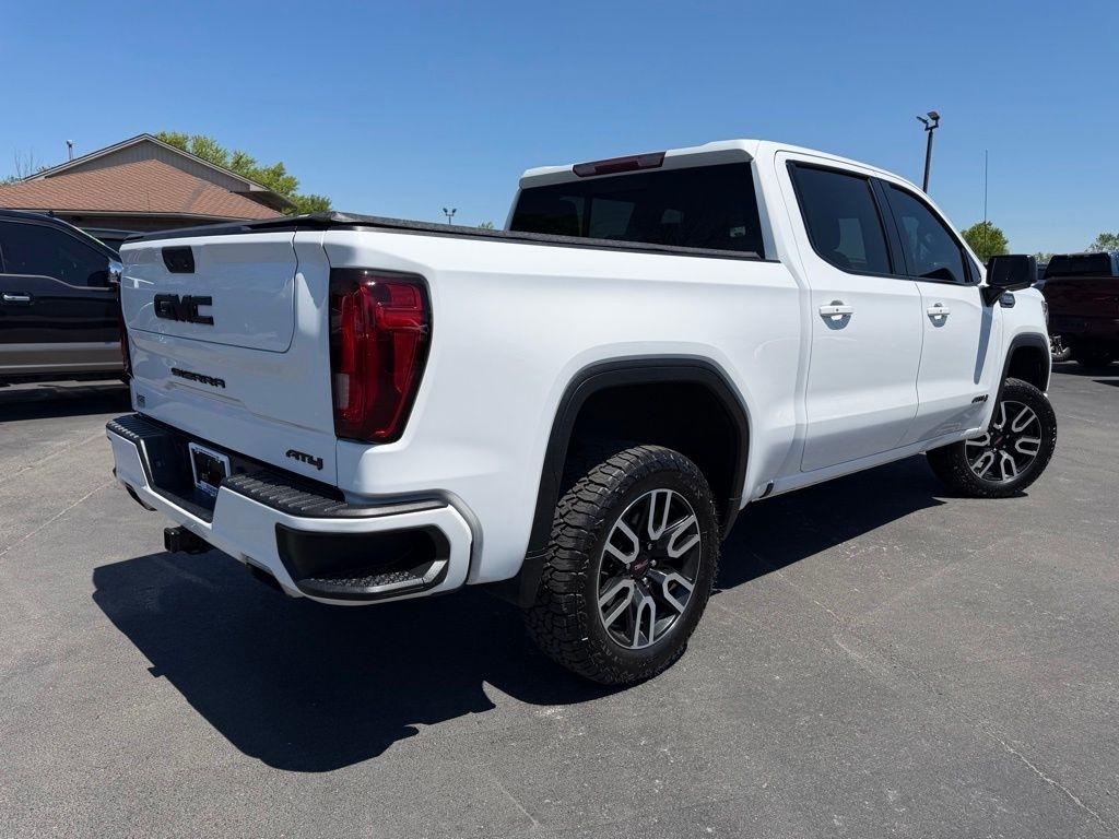 GMC Sierra 1500 AT4 Crew Cab Long Box 4WD 2021