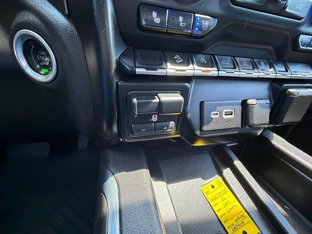GMC Sierra 1500 AT4 Crew Cab Long Box 4WD 2021