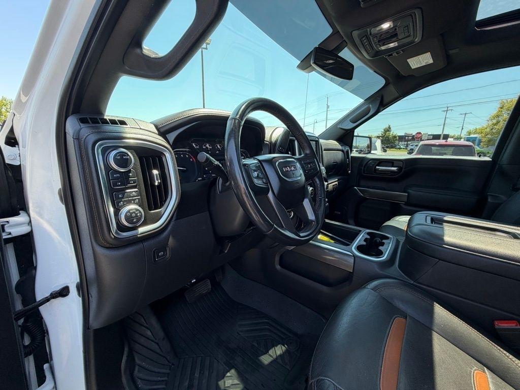 GMC Sierra 1500 AT4 Crew Cab Long Box 4WD 2021