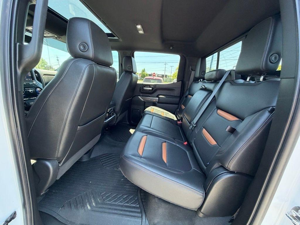 GMC Sierra 1500 AT4 Crew Cab Long Box 4WD 2021