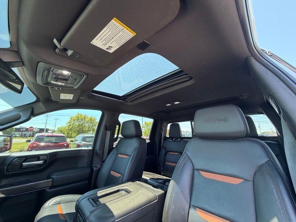 GMC Sierra 1500 AT4 Crew Cab Long Box 4WD 2021