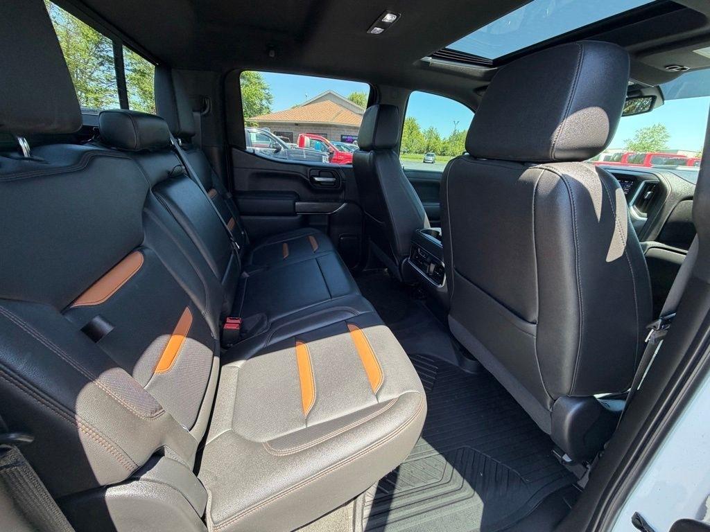 GMC Sierra 1500 AT4 Crew Cab Long Box 4WD 2021