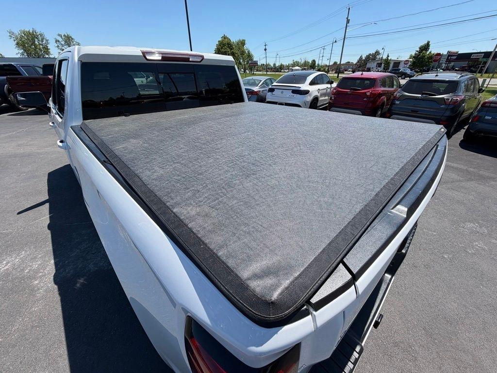GMC Sierra 1500 AT4 Crew Cab Long Box 4WD 2021