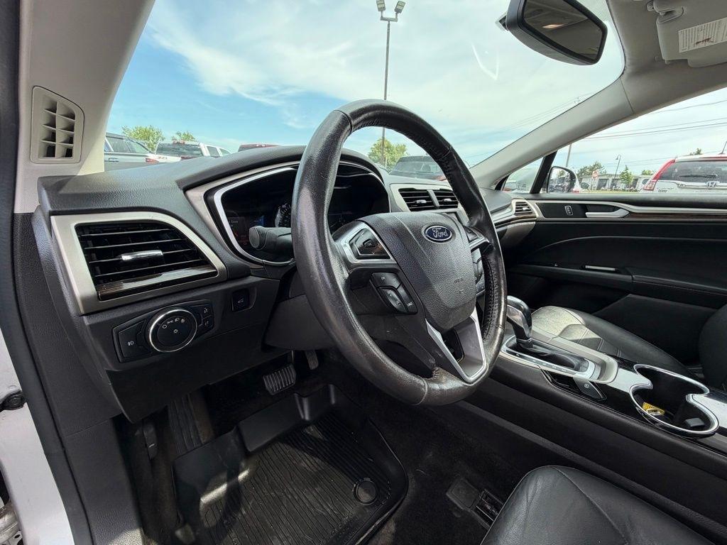 Ford Fusion SE AWD 2016