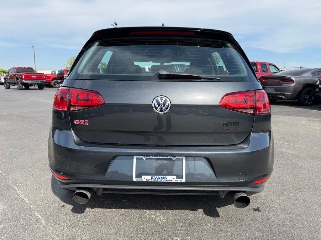 Volkswagen Golf GTI SE 6A 4-Door 2017