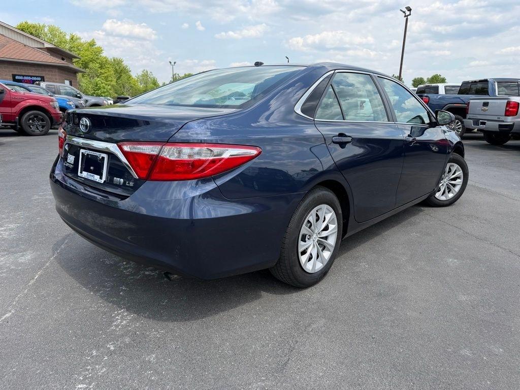 Toyota Camry Hybrid LE 2016