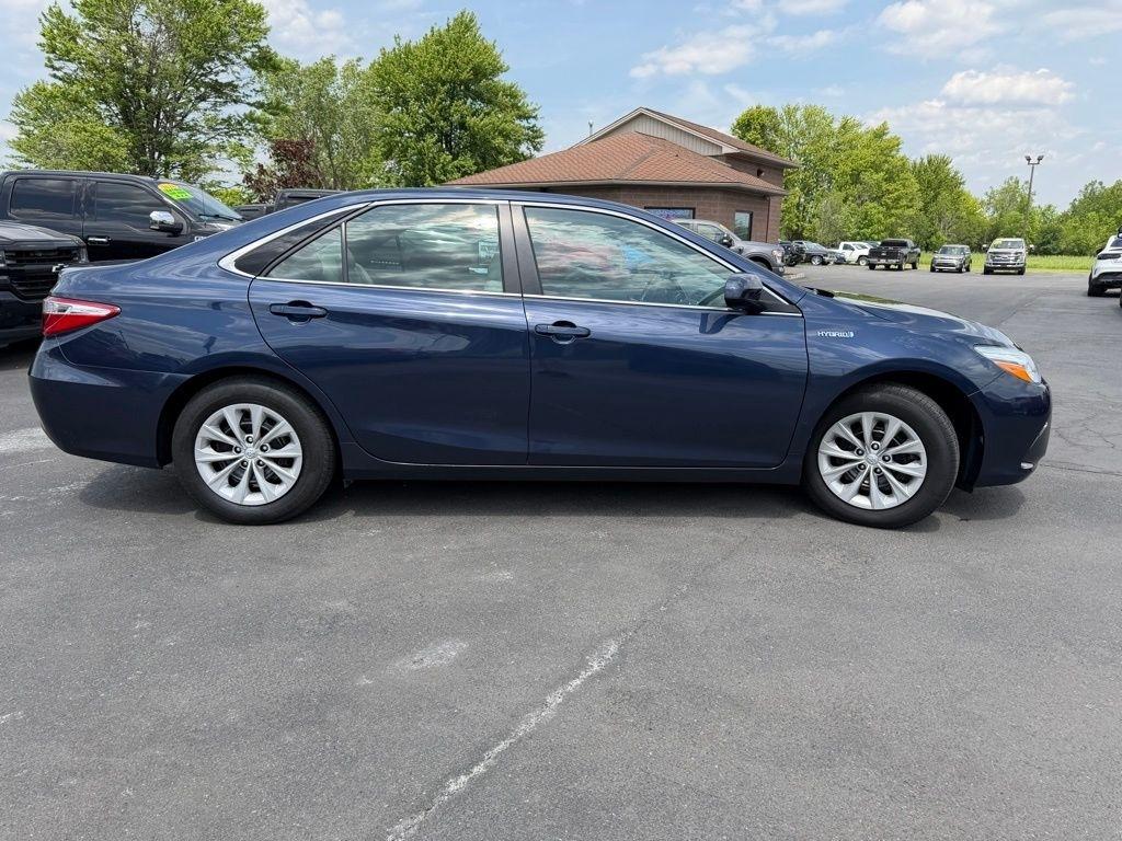 Toyota Camry Hybrid LE 2016