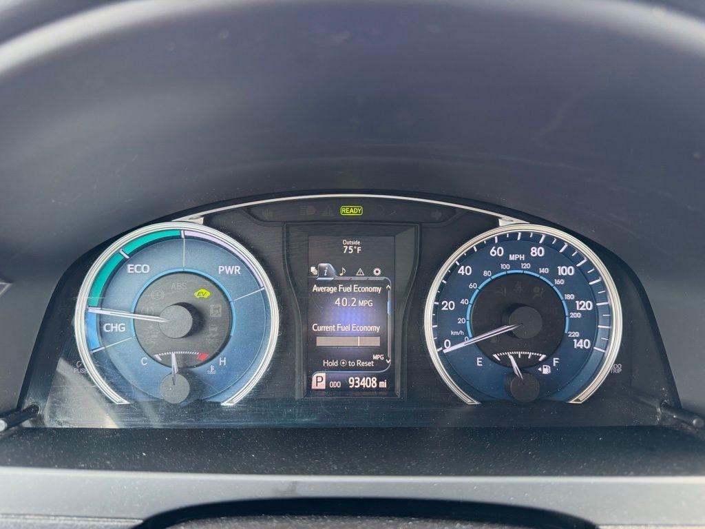 Toyota Camry Hybrid LE 2016