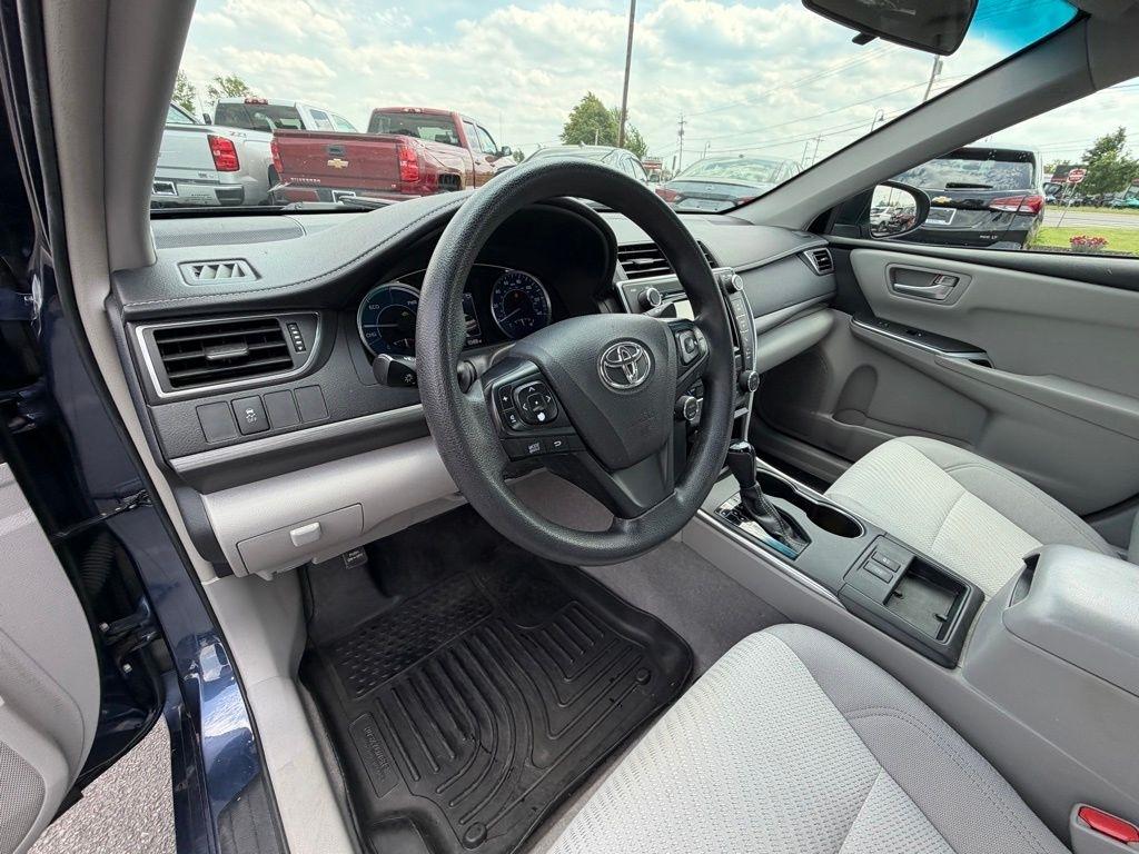 Toyota Camry Hybrid LE 2016