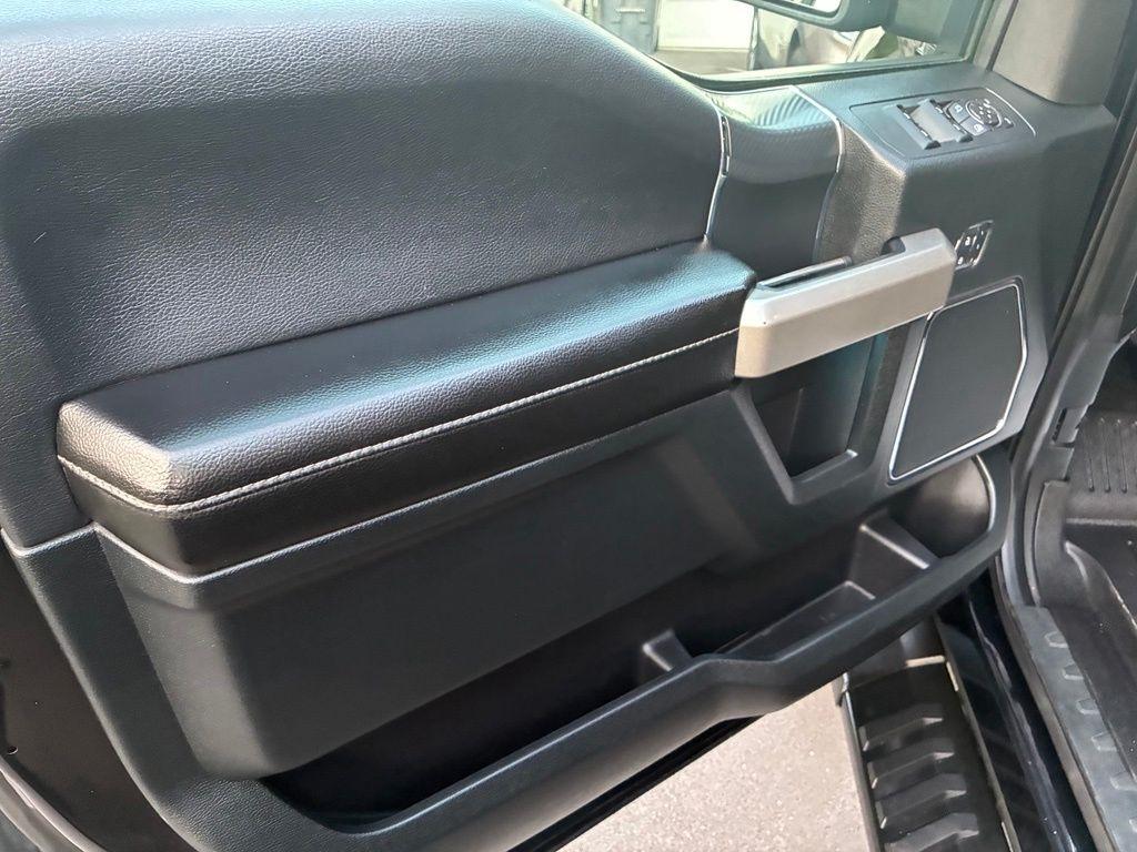 Ford F-150 Lariat SuperCrew 4WD 2018