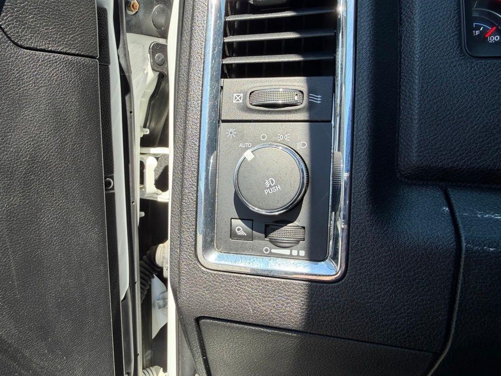 RAM 2500 Laramie Crew Cab SWB 4WD 2018