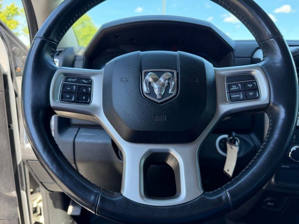 RAM 2500 Laramie Crew Cab SWB 4WD 2018
