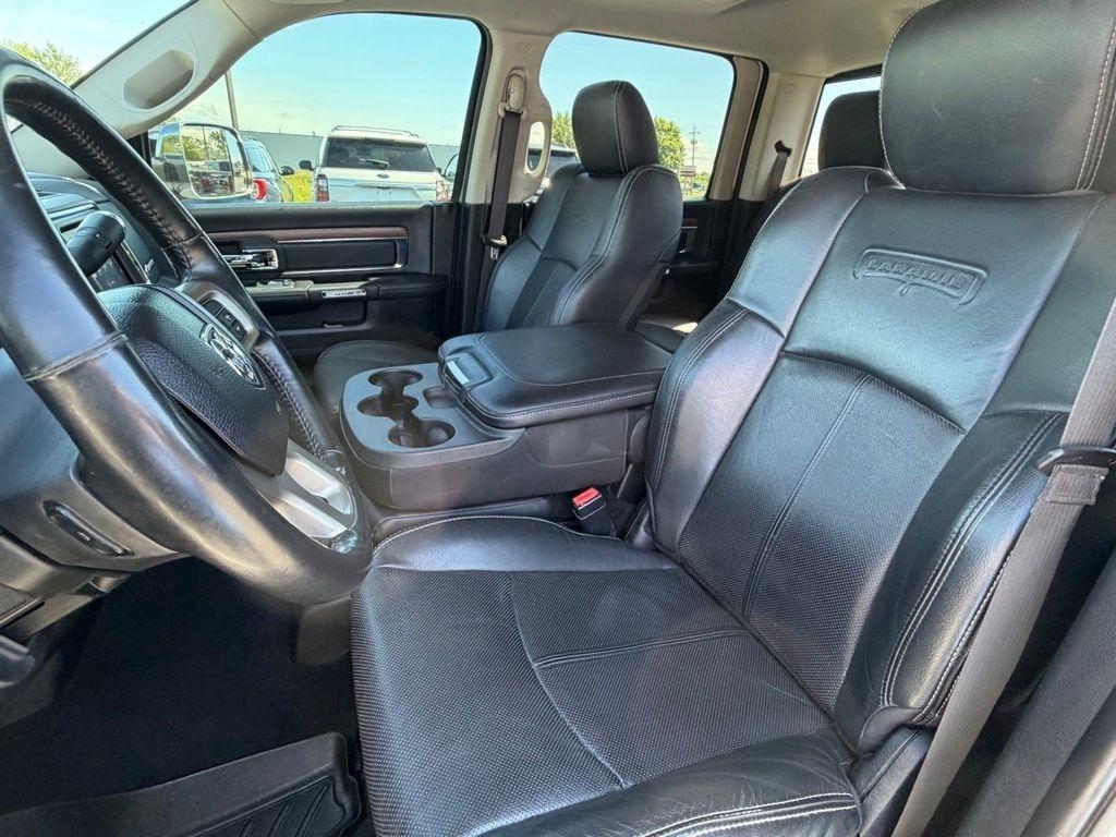RAM 2500 Laramie Crew Cab SWB 4WD 2018