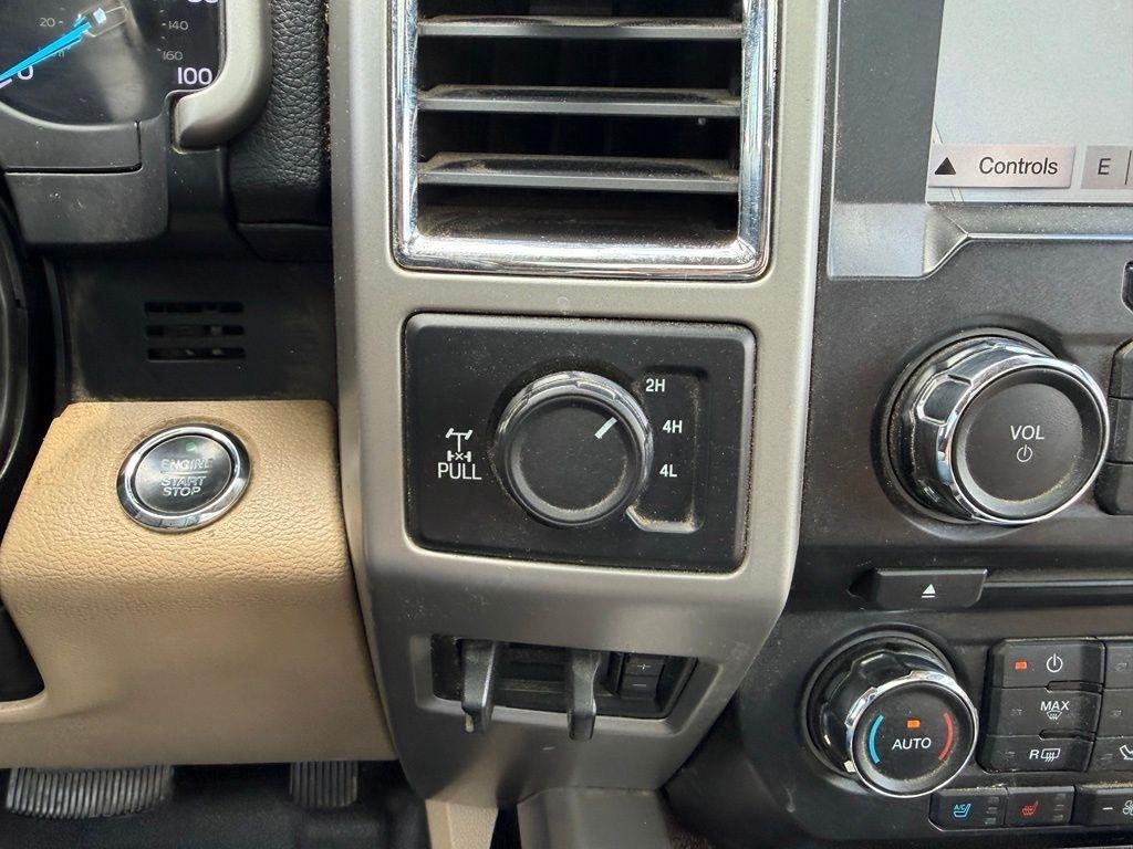 Ford F-350 SD Lariat Crew Cab 4WD 2018