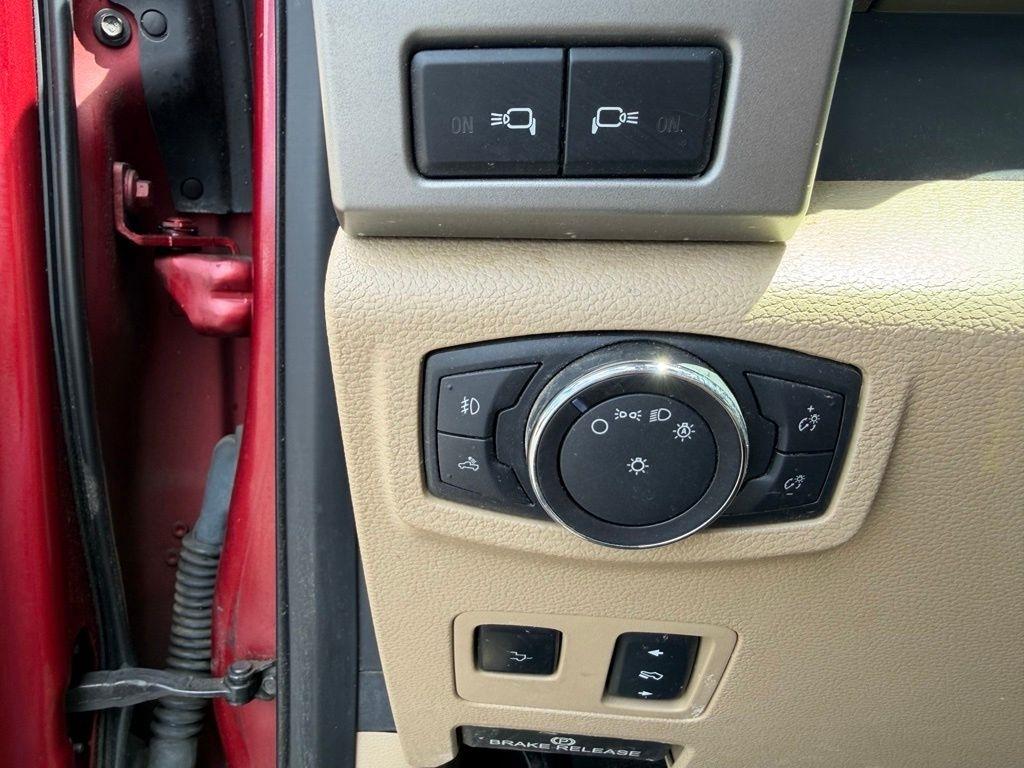 Ford F-350 SD Lariat Crew Cab 4WD 2018