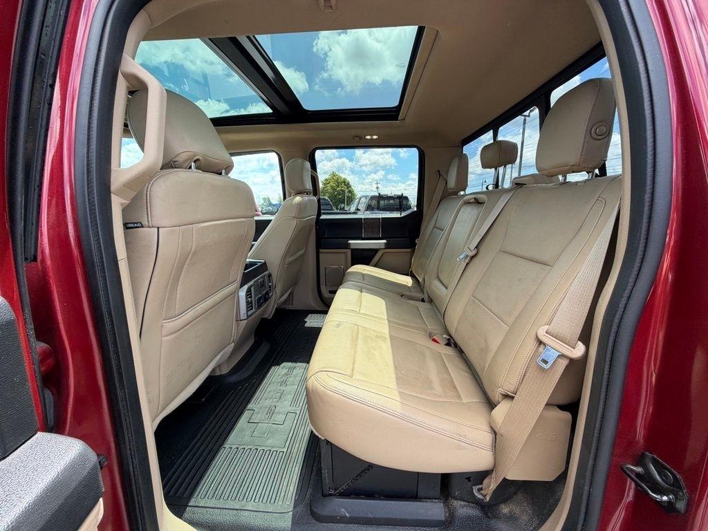 Ford F-350 SD Lariat Crew Cab 4WD 2018