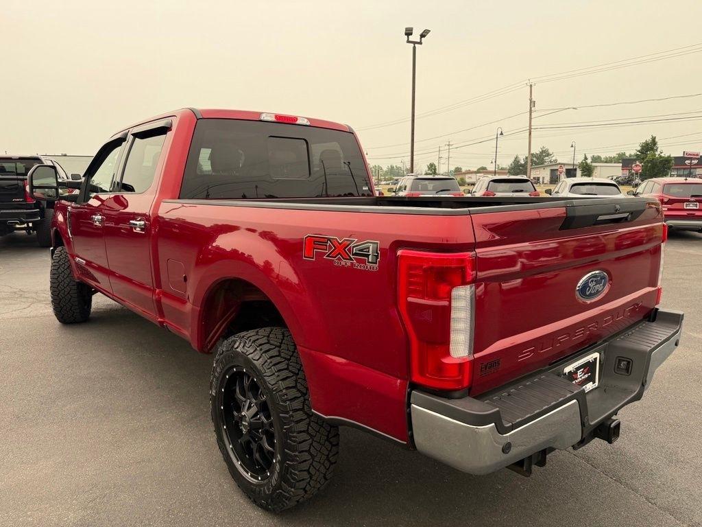 Ford F-350 SD Lariat Crew Cab 4WD 2018