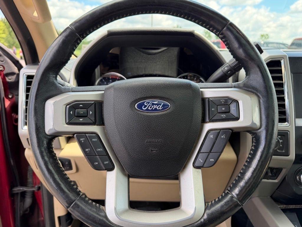 Ford F-350 SD Lariat Crew Cab 4WD 2018