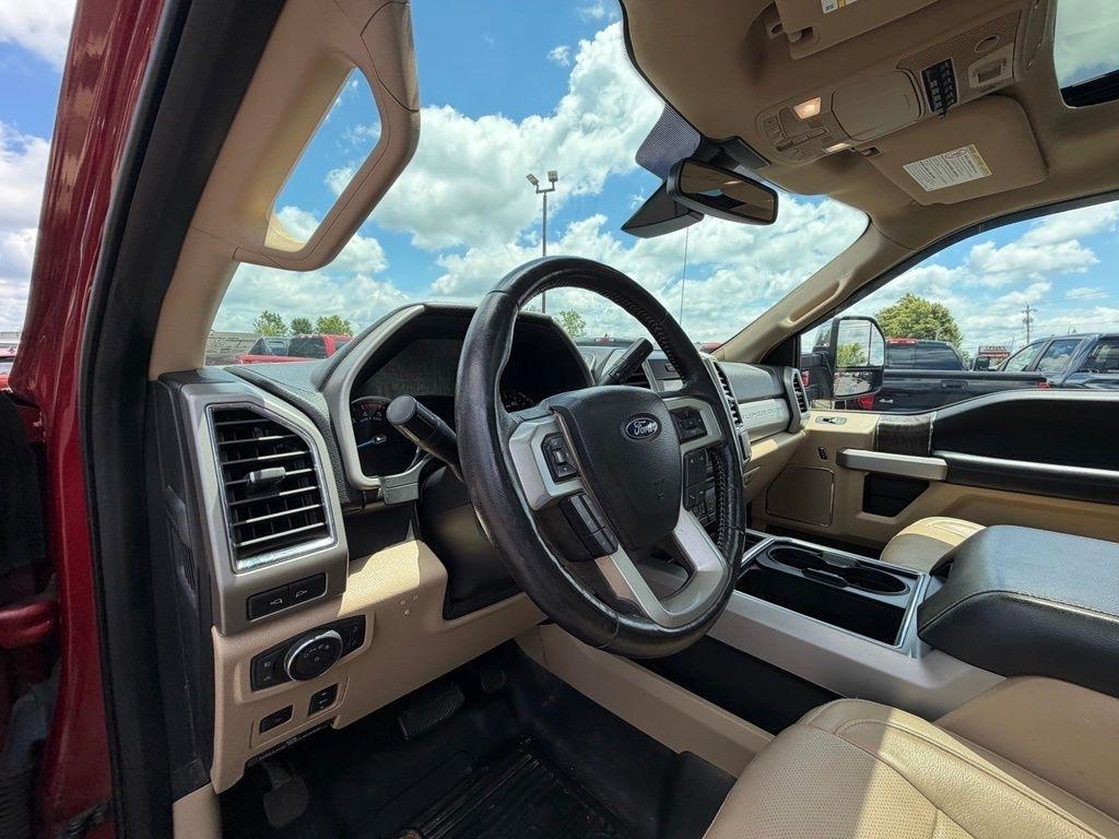 Ford F-350 SD Lariat Crew Cab 4WD 2018