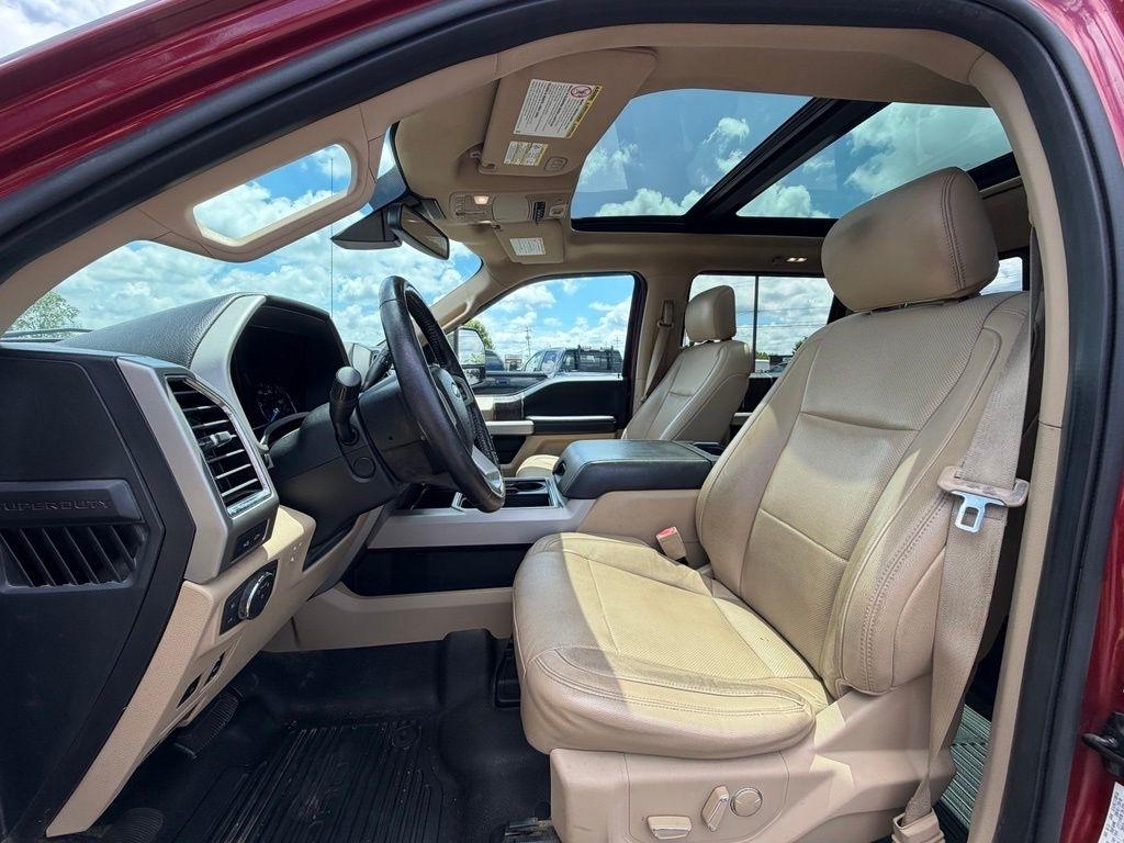 Ford F-350 SD Lariat Crew Cab 4WD 2018